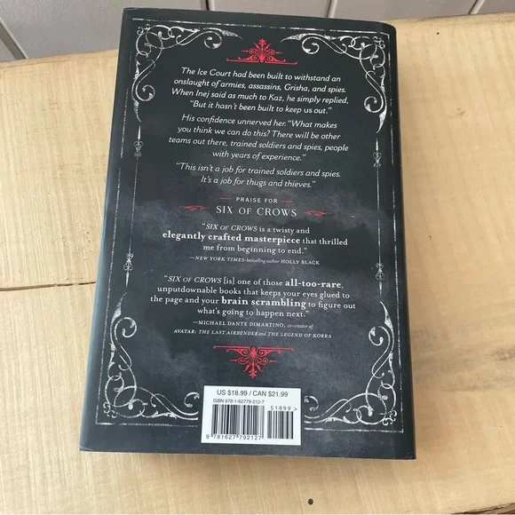 JUST IN Six of Crows Bardugo Fantasy Heist Novel Intrigue Teen Fiction Hardcover - Picture 2 of 9